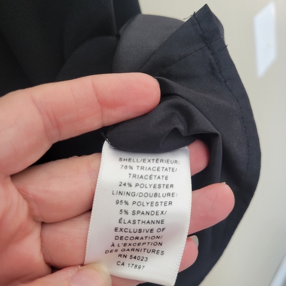 Banana Republic Asymmetrical Black Skirt Size 10 - Picture 6 of 10